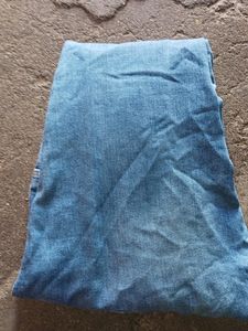 Slim Blue Jeans