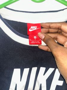 Nike Crop Top