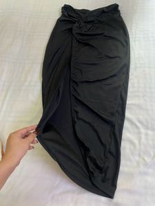 Black Ruched Slit Skirt Waist 28-32