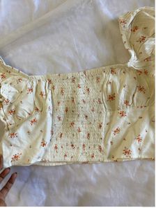 White Floral Top (34in)
