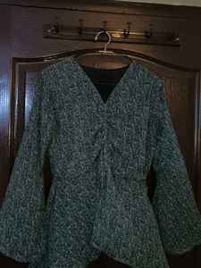 Elegant V-Neck Long Sleeve Top