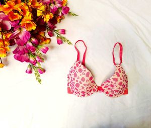 🇳🇿💫💗 Imported Y2K Print Paded Bra