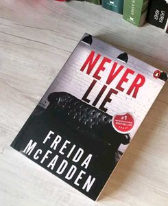 Never Lie by Freida McFadden