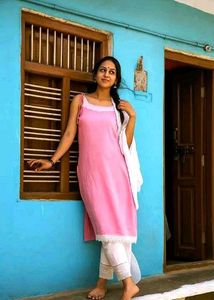 Pink Sleeveless Kurta