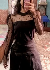 🎀 Black Full Sleeves Net Top 🎀