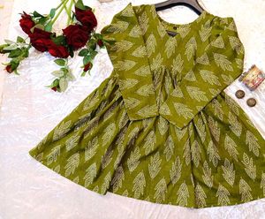 Leaf Print Olive Dress