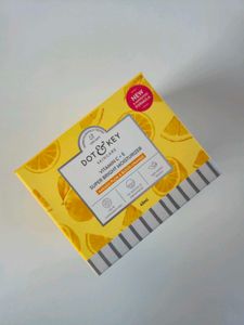 Dot & Key Super Bright Moisturizer