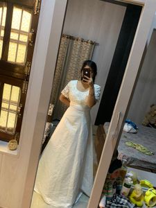 Gorgeous White Lace Gown🎀🦋