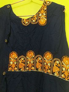 Women Sleeveless Kurti