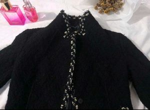 pretty black Korean Style blazzer