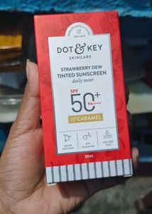 Dot & Key Sunscreen SPF 50