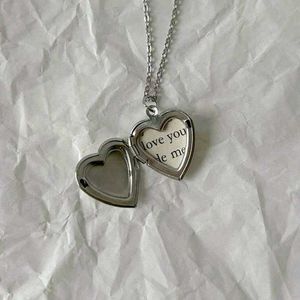 Pinterest Vintage Heart locket &lt;3