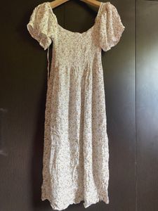 🌸 Vintage Floral Midi Dress – Soft & Elegant 🌸