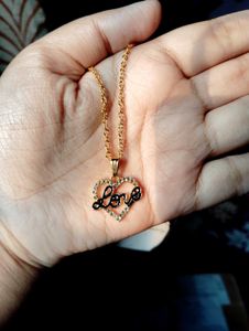 🔥BUY2GET 1 FREE🔥Gold 'Love' Heart Necklace