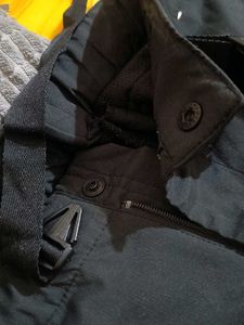 women's Black Casual capri pants