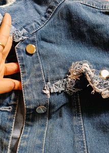 Jacket Sleevless