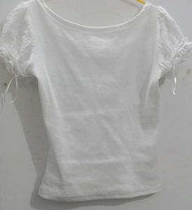 🌸 White Lace Top