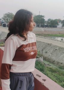 Full Sleeve Crop Top