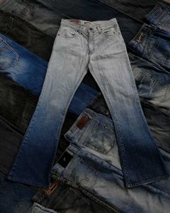 MET BELL BOTTOM JEANS