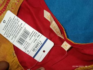 New Unused Medium Avaasa Brand Kurta
