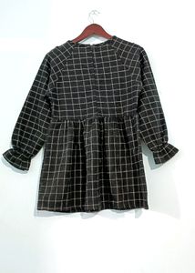Black Checks Raglan Pleated Dress