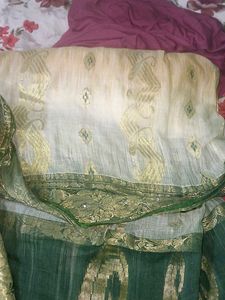Green And Beige Saari