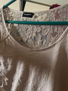 Oversized Fitted Lace T-shirt