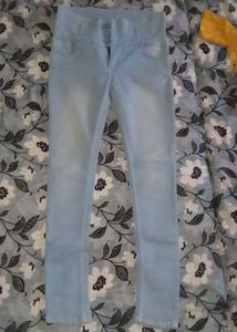 Women&#39;s Light Blue High-Waist Skinny Fit Jeans