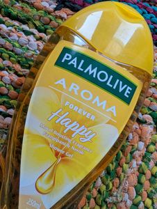 Palmolive body wash with happy mood
