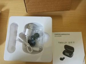 Airpods Truly Wireless Earbuds