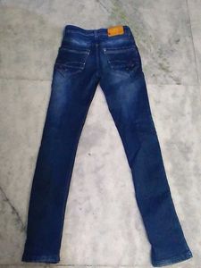 Men’s Blue Cotton Denim Jeans – Size 28 (70 cm)