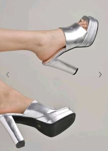 Shoetopia Silver Heels