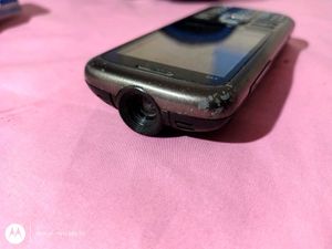 Micromax X40 Feature Phone - Reliable &amp; Compact