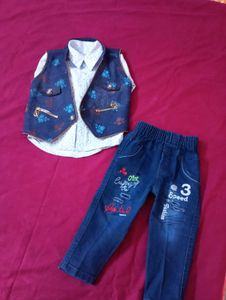 Boys&#39; Vest Set
