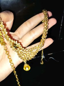 Elegant Gold Necklace