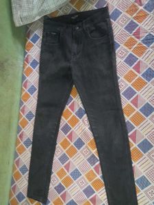 Black Jeans