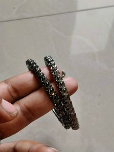 Black Metal 2 Bangle And 1 Nose Stud