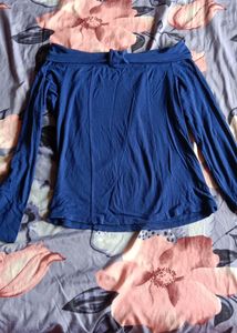 Off Shoulder Korean Top🎀