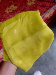 beautiful combination colour Saree