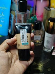 Maybelline Fit Me Foundation 128