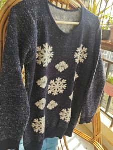 Snowflake Warm Pullover