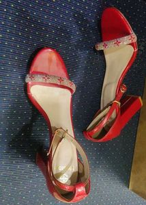 Red Heels 👠