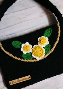 Small Crochet Hand Bag.