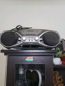 Samsung radio in working condition