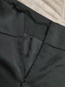 Black Hot Pencil Skirt 🔥