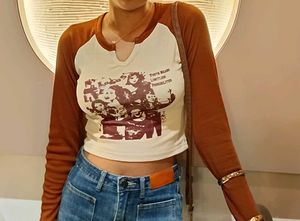 Retro Graphic Crop Top