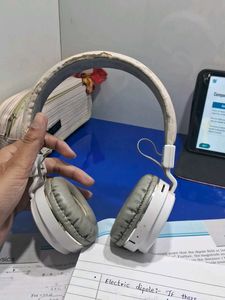 Headphones To Flex