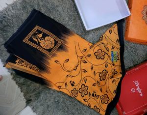 Set 2 Trading Quality Sarees &amp; 1 Blouse