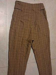 Trendy Plaid Trousers