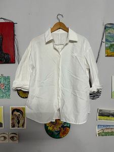 White Collared Button-Up🤍